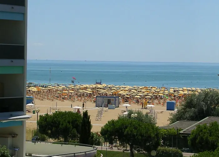 Luxor アパート *